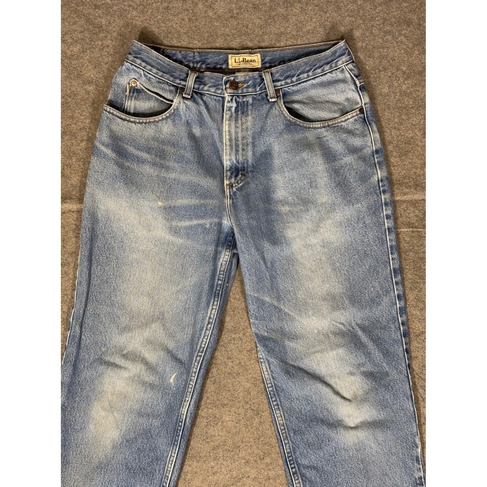 LL Bean Relaxed Fit Mens Jeans 32x29 Medium Wash Blue Denim Cotton 134770 - Picture 2 of 9